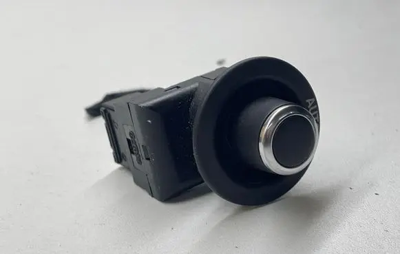 Land Rover Range Rover L405 Steering wheel buttons/switches FW93-6465-AB