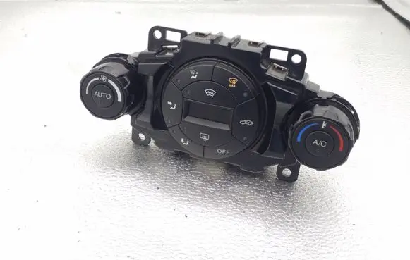Ford Fiesta Climate control unit 8A6T18C612 8A6918C612