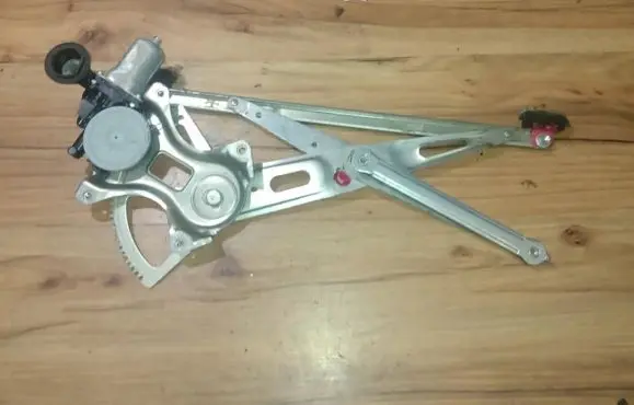 Toyota RAV 4 (XA20) Sliding door window regulator with motor