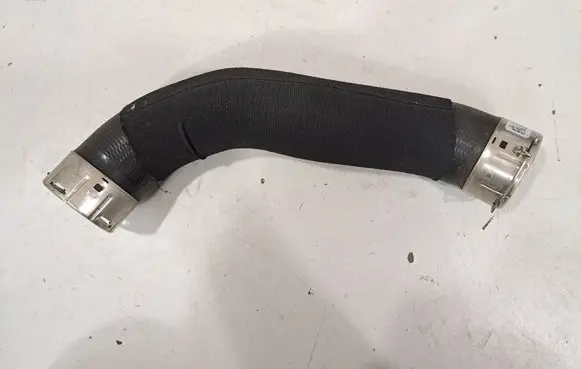 Intercooler hose/pipe