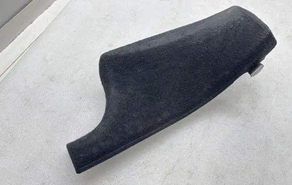 Tesla Model Y (C) pillar trim 161636700A 20211226 30008382