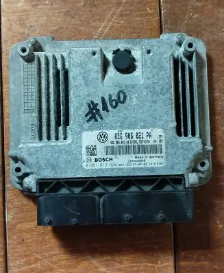 Seat Leon (1P) Engine control unit/module 03G906021PA 0281013898