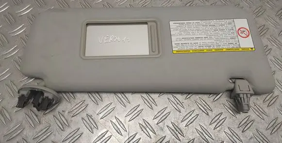 Toyota Verso Sun visor