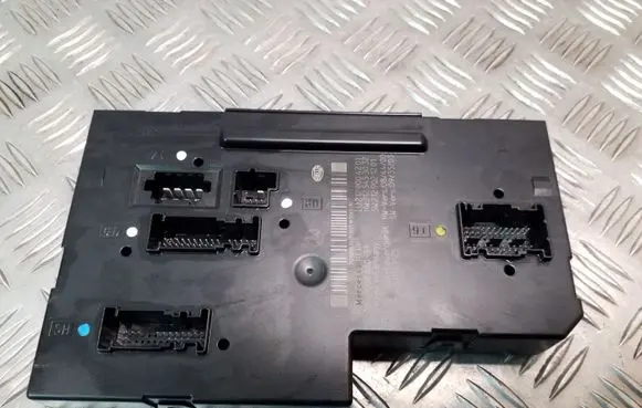 Mercedes-Benz E W212 Comfort/convenience module 5DK00962037 2129004201 2125453032