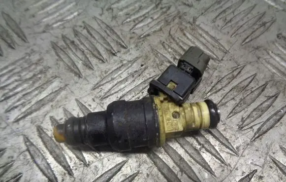 Hyundai Coupe Fuel injectors set 35310-23010