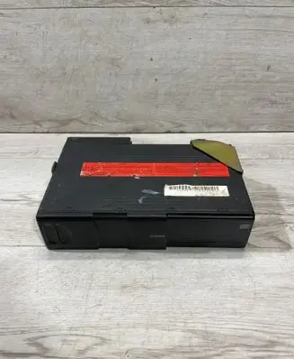 BMW 5 E39 CD/DVD changer 6913388 65126913388 020258