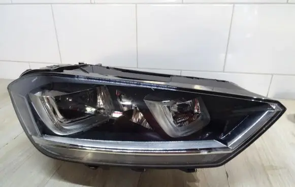 Volkswagen Golf Sportsvan Headlight/headlamp 517941034B