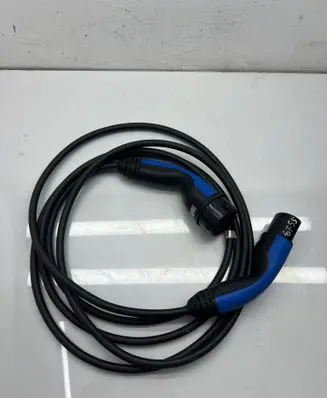 Jaguar I-Pace Electric car charging cable LC2ST321 1328372