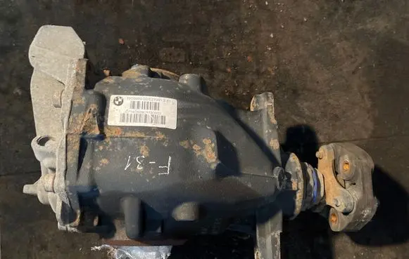 BMW 3 F30 F35 F31 Rear differential 7605589 E27091281 0714050908730003