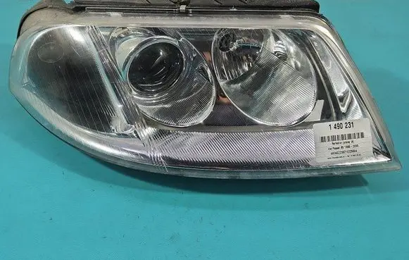 Volkswagen PASSAT B5.5 Headlight/headlamp IMPRK1490231
