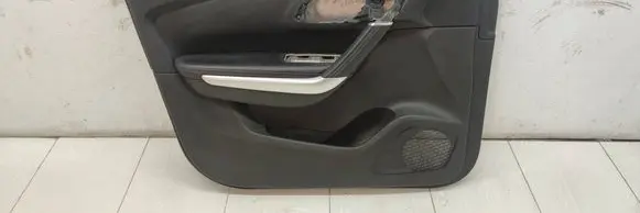 Renault Kadjar Front door card panel trim