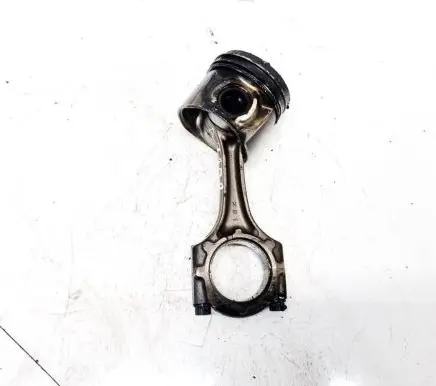Toyota Corolla E120 E130 Piston with connecting rod