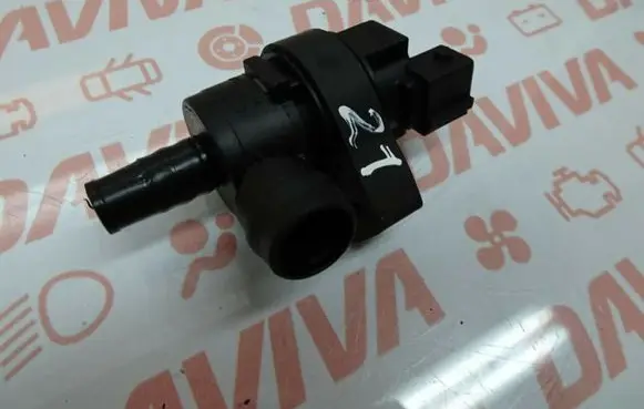 BMW 3 E90 E91 Fuel injection (other) 7512581
