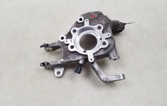 Volvo XC90 Rear wheel hub spindle/knuckle 31658320