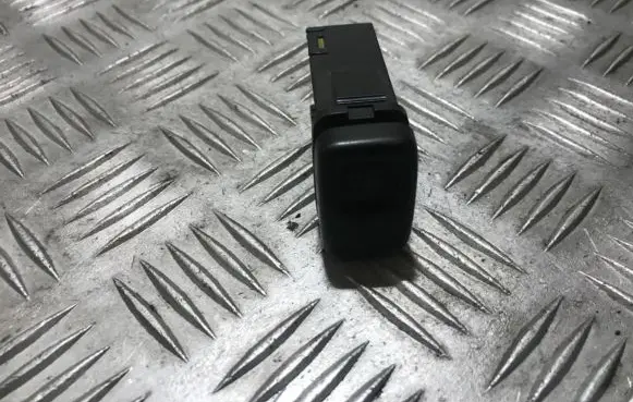 Mazda 626 Windscreen/window heater switch