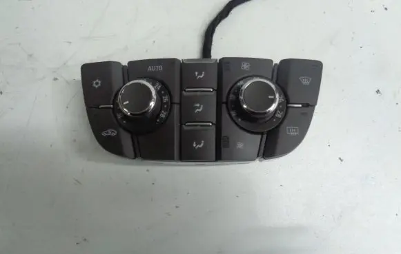 Opel Meriva B Climate control/heater control trim 13435149