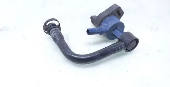 BMW 1 F20 F21 Vacuum valve 7624012 7609520