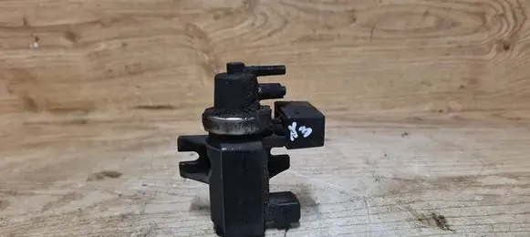 BMW X3 E83 Turbo solenoid valve 72279600