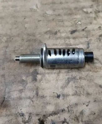 Audi Q5 SQ5 Camshaft vanos timing valve 06E103697AE