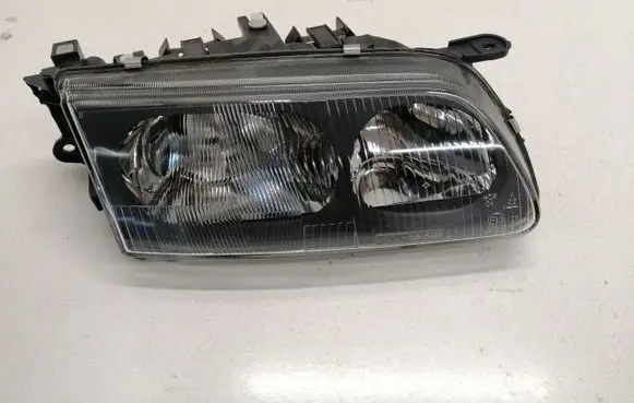 Mazda 626 Headlight/headlamp