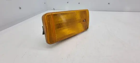 Audi 80 90 B2 Front indicator light 811953050E 3496117