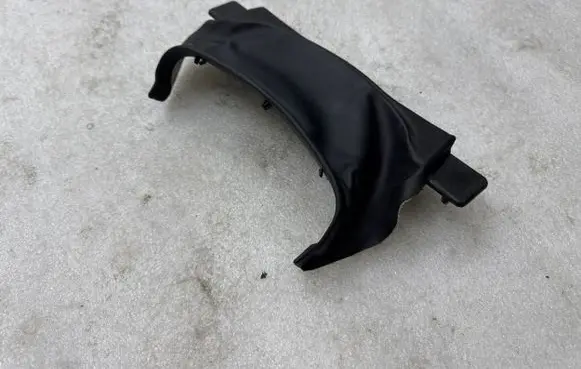 Steering wheel column trim
