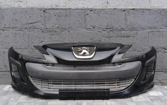 Peugeot 308 Front bumper 9680484677