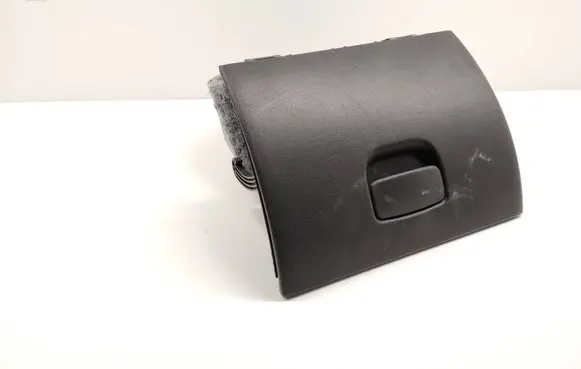 Nissan NV400 Glove box