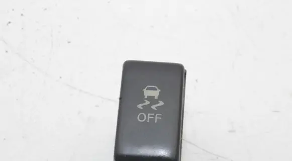 Nissan Qashqai ESP (stability program) switch 