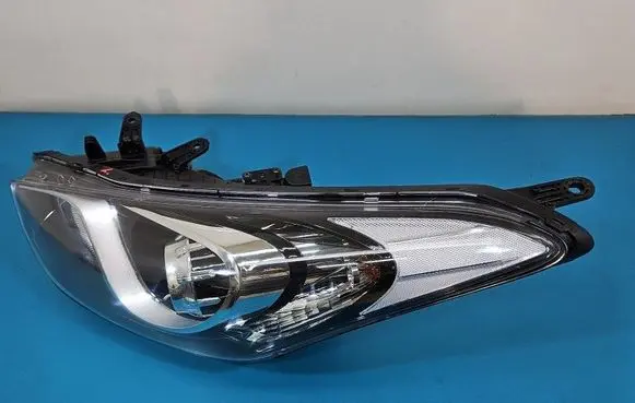 Hyundai i30 Headlight/headlamp 92101A6020 IMPRK1567876