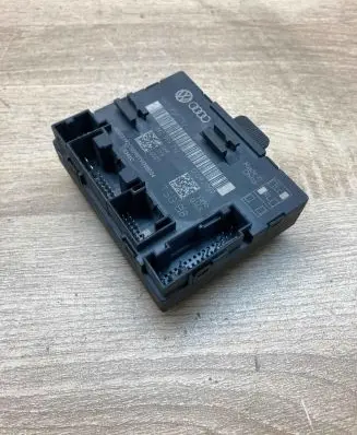 Audi A4 S4 B8 8K Door control unit/module 8K0959792