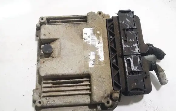 Skoda Octavia Mk2 (1Z) Engine control unit/module 03G906021