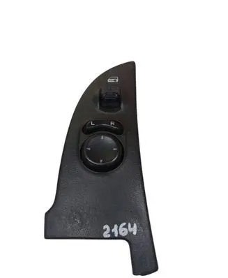 Jeep Cherokee III KJ Electric window control switch 56010695AA 39754D
