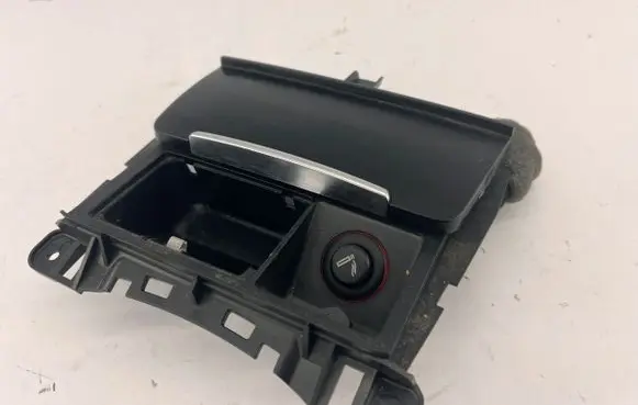Audi A4 S4 B8 8K Car ashtray 8K0857951
