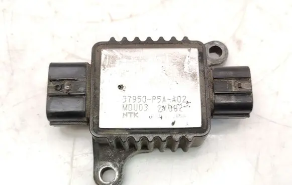 Honda Legend III KA9 Ignition amplifier control unit 37950P5AA02