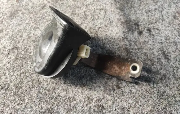 Renault Scenic I Horn signal 0091001 CH2126