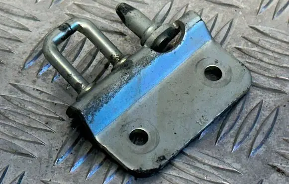 Mercedes-Benz Sprinter W906 Loading door lock loop/hook striker A9067400032 ALGR0 7ZGS006