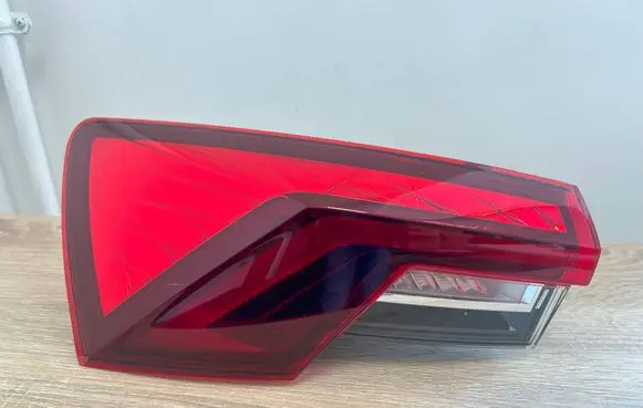 Skoda Octavia Mk4 Rear/tail lights 5E3945207
