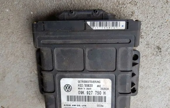Volkswagen Transporter - Caravelle T5 Gearbox control unit/module 09K927750K