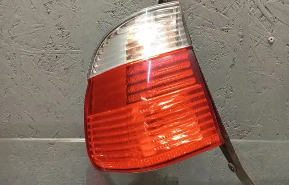 BMW 5 E39 Rear/tail lights 6902531 18072001 83301305