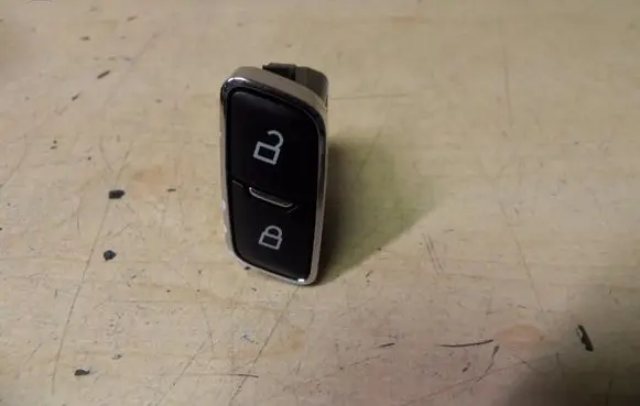 Ford S-MAX Central locking switch button BB5T14017CCW I3287