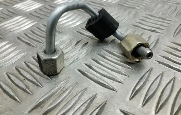 Seat Leon (5F) Fuel injector supply line/pipe 
