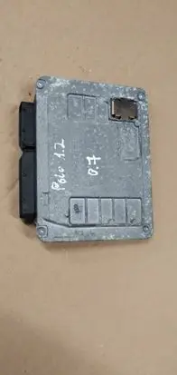 Volkswagen Polo IV 9N3 Engine control unit/module 03d906033f