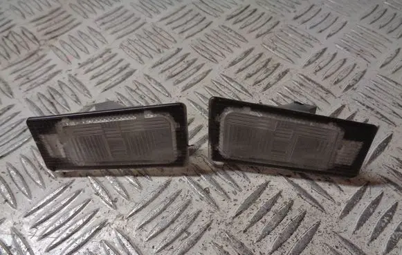 Hyundai i30 Number plate light