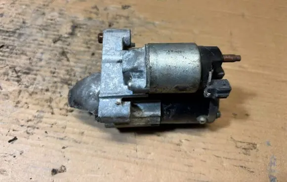 Citroen DS3 Starter motor V755001780 M000T32271ZE