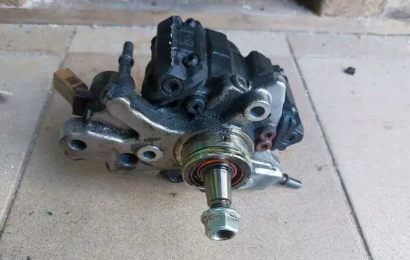 Hyundai i20 (PB PBT) Fuel injection high pressure pump 331002A700