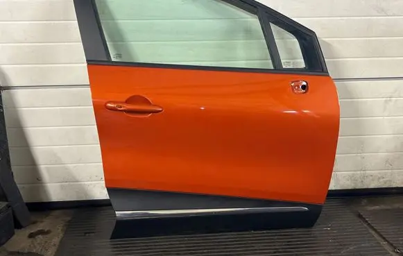 Renault Captur Front door 801009375R
