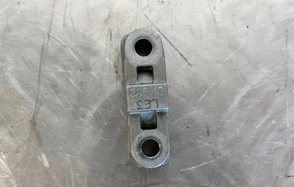 BMW X5M E70 Camshaft holder 22810
