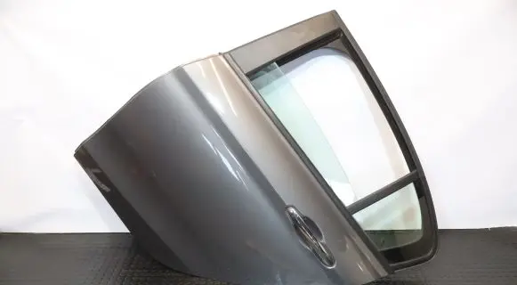 Fiat Tipo Rear door