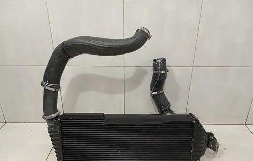 Ferrari Purosangue Intercooler radiator